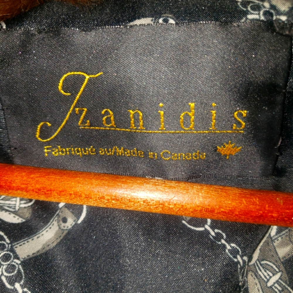 Femail furr coat. Canadian mink!